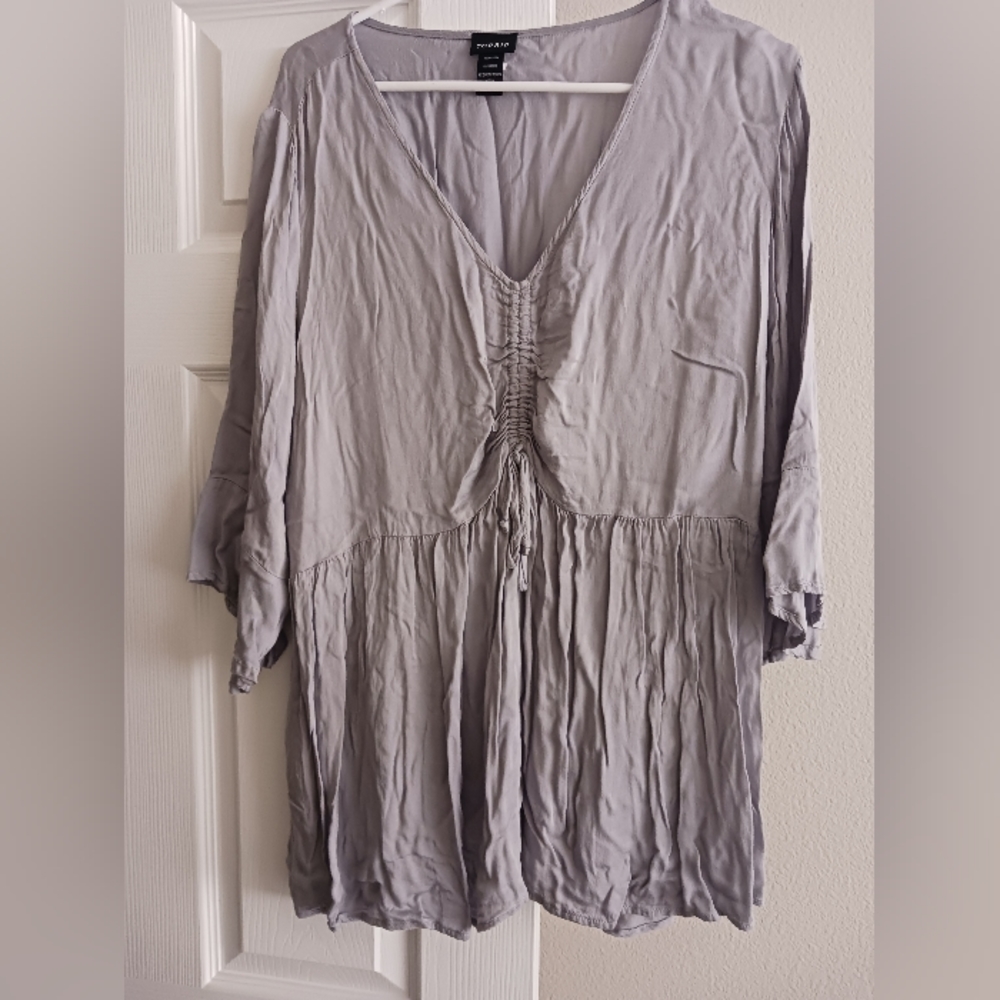 Torrid Top - Picture 2 of 7